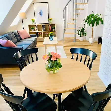 Apartmán Dwupietrowy Rodzinny W Centrum Miasta Z Darmowym Parkingiem Pod Zlotym Lwem V *